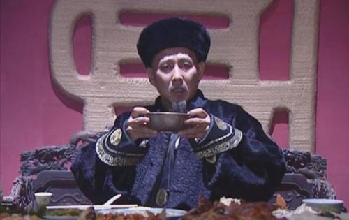 戏剧论文-浅谈《康熙王朝》中潜台词的挖掘