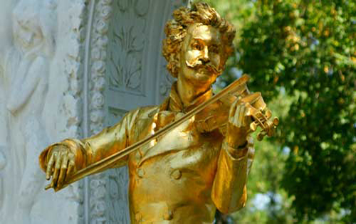 人生哲学论文:政治哲人的求真与谨慎—《游叙弗伦篇》与政治哲学的开端