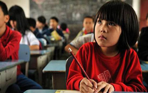 由权宜之计走向公共福利:贫困地区农村儿童保护研究