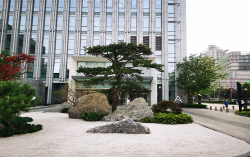 党建论文:论十八大以来党建工作的战略路线